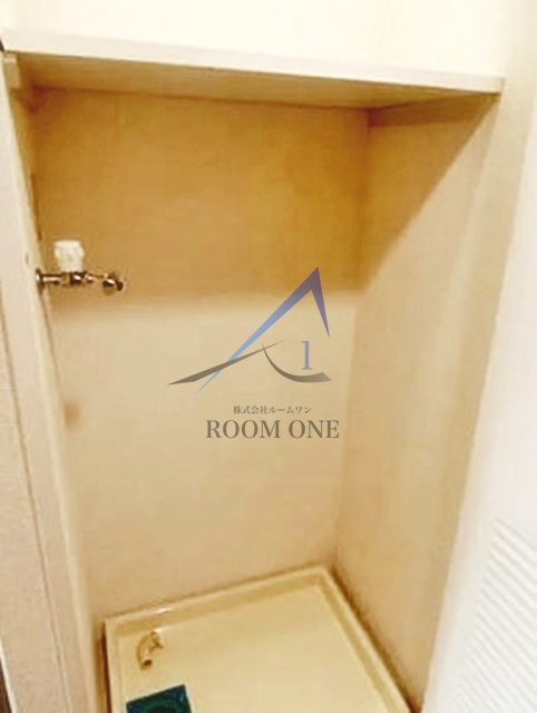 メゾン・ド・ヴィレ高輪の設備|洗濯機置き場です。