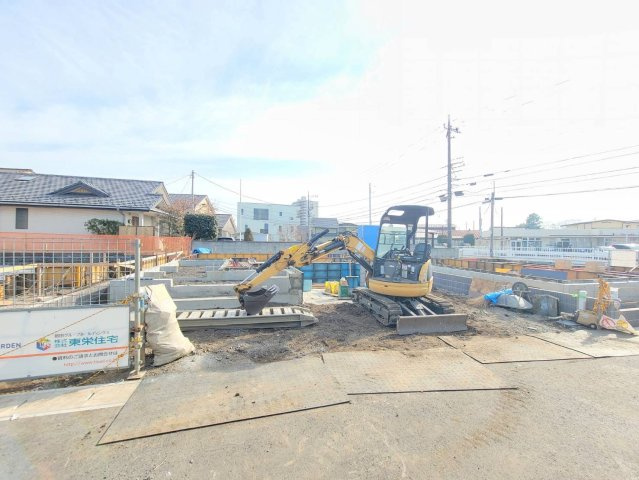 【ブルーミングガーデン】宇都宮市中戸祭１丁目の前面道路含む現地写真|〇只今建築中〇
完成してからは見ることのできない、施工方法や構造をしっかりとご確認いただけるのが、建築中の住宅の大きなメリットです。先ずはお気軽にお問い合わせくださいませ！
※2026年2月撮影