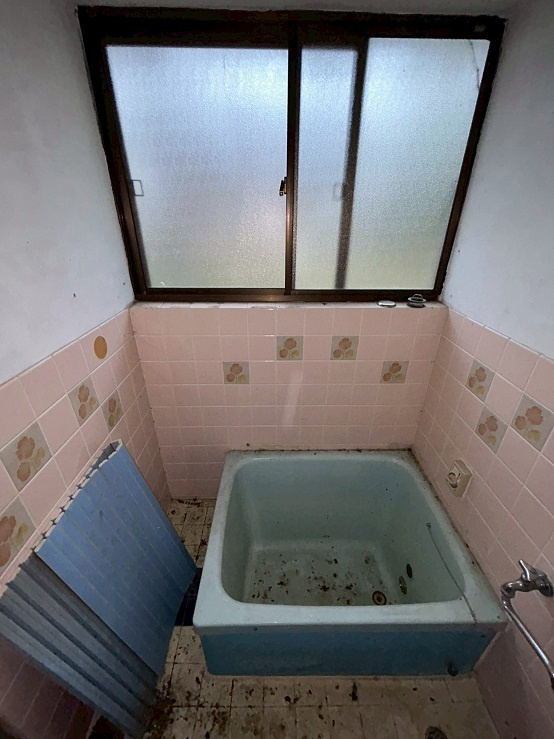 いすみ市岬町　戸建の前面道路含む現地写真