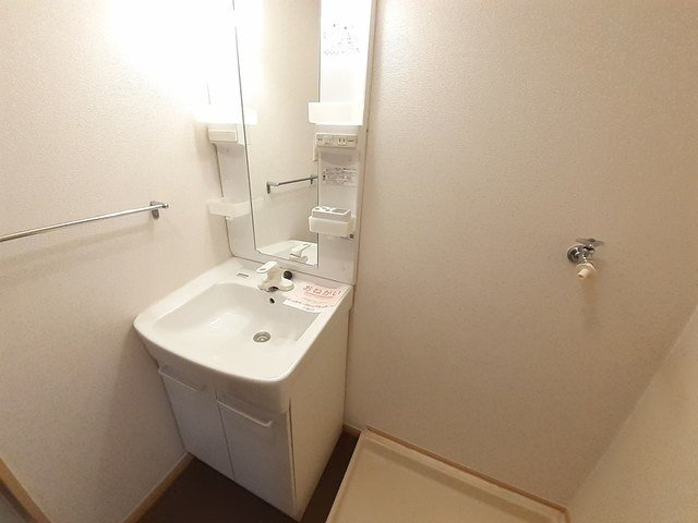 ライフ・イックスの洗面所