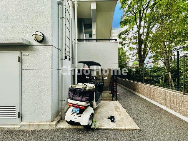 ライオンズマンション新小岩駅前弐番館の駐車場|【バイク置場】最新の空き状況や費用などの詳細は担当スタッフまでお問い合わせください。
