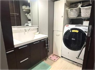 ライオンズマンション新小岩駅前弐番館の独立洗面台|洗面化粧台