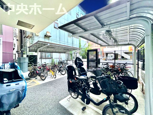 ライオンズマンション新小岩駅前弐番館の駐輪場|【自転車置き場】無償