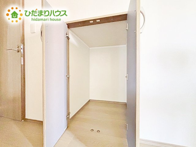 【収納】 | 小美玉市栗又四ケ2432番　新築戸建 | ちょこっとした収納があることで、消耗品のストックをするのにも便利です☆