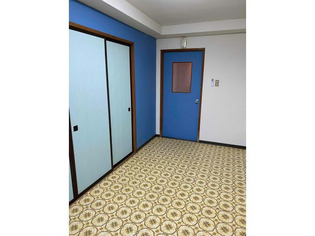 松井ハイツの居間・リビング