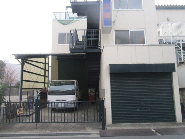 葛飾区白鳥１丁目の倉庫