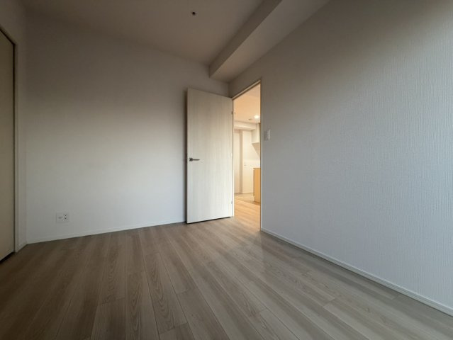 スプランディッド上本町WESTの洋室