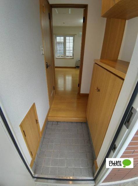 コーポライムライトの玄関