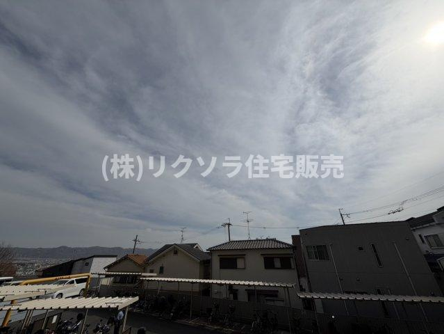 ルネ枚方の展望|■物件内覧・資金計画相談・住宅ローン相談、リフォーム相談、お問合せ受付中■
※当日・翌日のご内覧、ご相談はお電話でのお問合せがスムーズです！