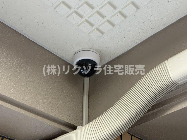ルネ枚方の防犯設備|防犯カメラ
■物件内覧・資金計画相談・住宅ローン相談、リフォーム相談、お問合せ受付中■
※当日・翌日のご内覧、ご相談はお電話でのお問合せがスムーズです！