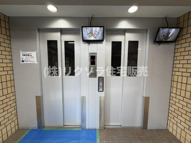 ルネ枚方のその他共用部分|エレベーター2基
■物件内覧・資金計画相談・住宅ローン相談、リフォーム相談、お問合せ受付中■
※当日・翌日のご内覧、ご相談はお電話でのお問合せがスムーズです！