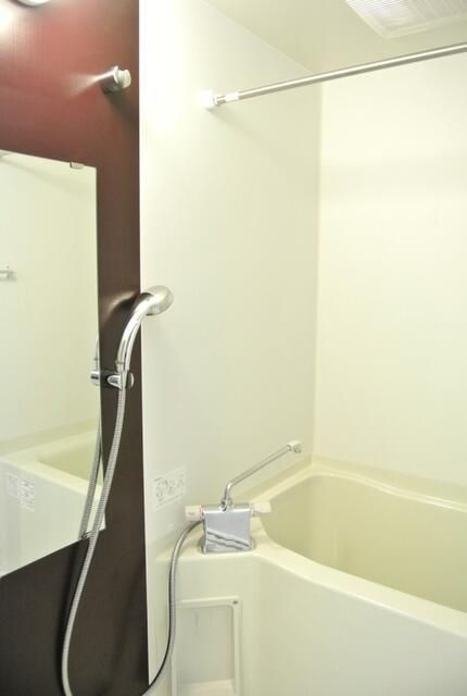 グランヴァン亀戸Ⅲの浴室