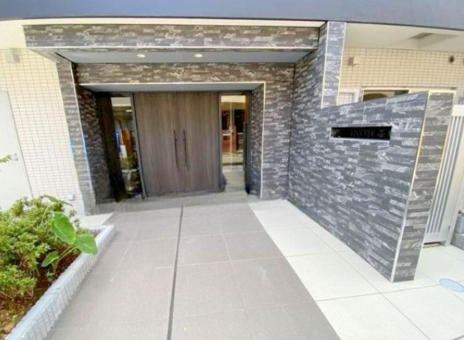 リヴシティ墨田イーストのエントランス