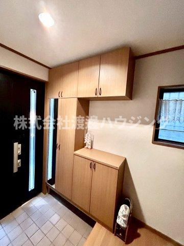 北条１丁目一戸建の収納|玄関収納