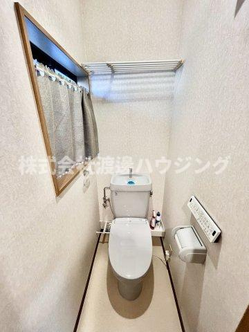 北条１丁目一戸建のトイレ