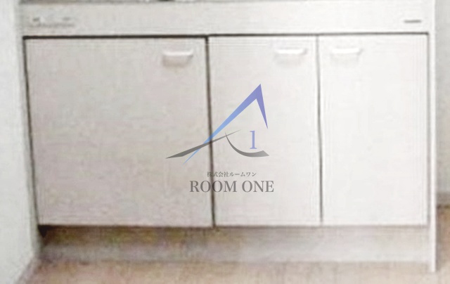 アートヒルズ北新宿の収納|キッチン下収納です。