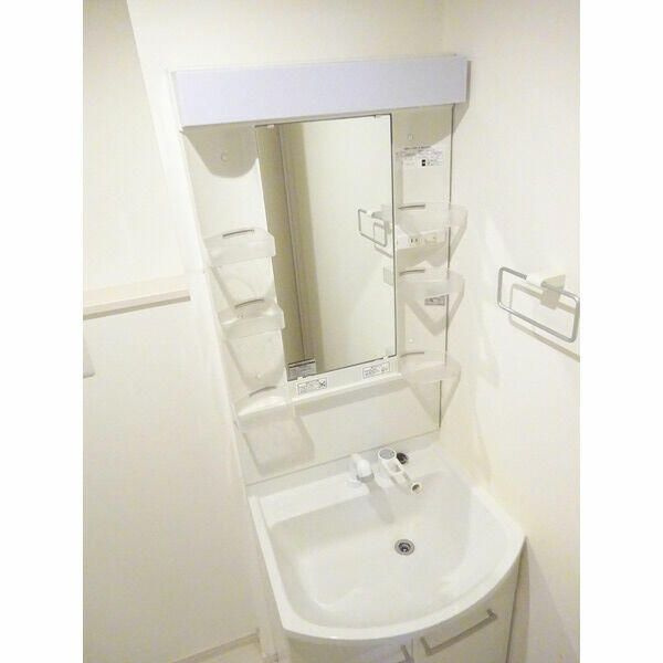 メゾン　ボヌールの独立洗面台