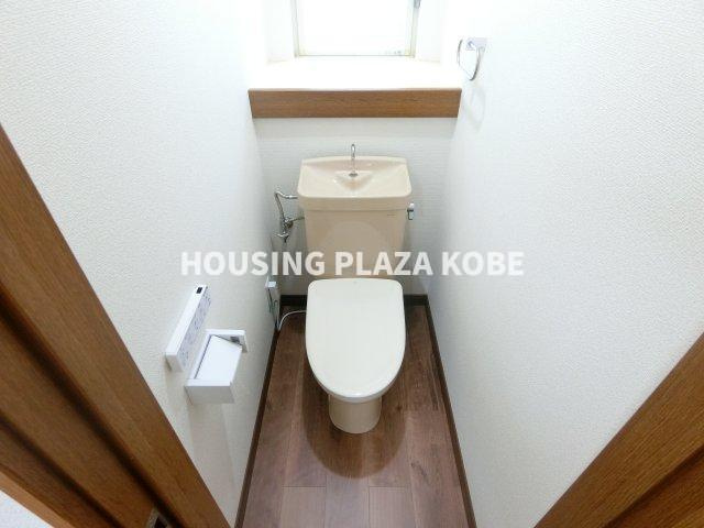 佐川ハイツのトイレ|ウォシュレットトイレ新調