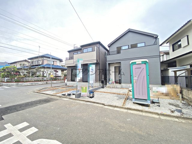 所沢市中新井4丁目・全2棟　新築一戸建　B号棟　～南道路～の区画図|南道路につき陽当たり良好♪カースペースは並列2台分ございます。