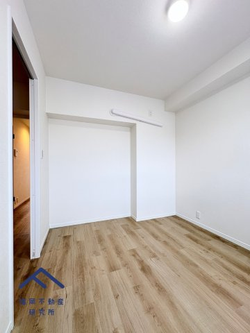 エメラルドマンションリバーサイド貝塚の洋室