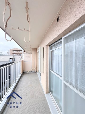 エメラルドマンションリバーサイド貝塚のバルコニー