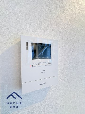 エメラルドマンションリバーサイド貝塚の防犯設備