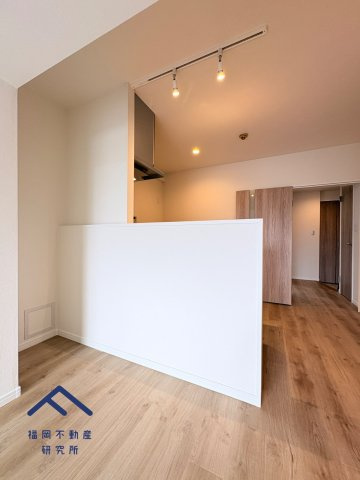 エメラルドマンションリバーサイド貝塚の居間・リビング