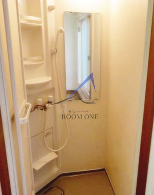 グレースアルメリアの浴室|シャワールームです。