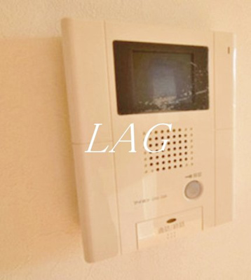 【セキュリティ】 | アンソレイユ参番館 | モニター付きインターフォンです。