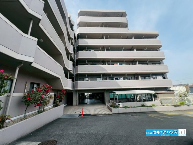【中古マンション】東海市名和町塚森チッタ名和の外観|事前予約にて現地ご見学いただけます！お気軽にお問い合わせください♪
■株式会社　セキュアハウス■
住宅ローンに強く、知識、経験豊富なスタッフ在籍
お客様に寄り添い、ご成約後もサポート致します