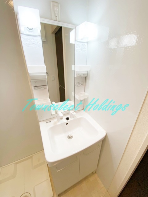 半夏生の洗面所|独立洗面台♪