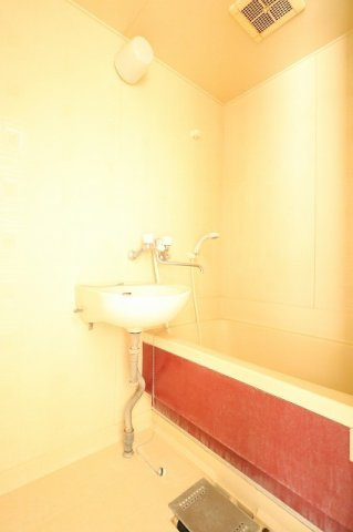 ソレイユ水城の浴室