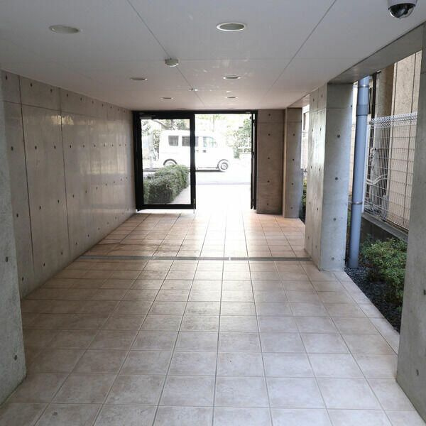 ＺＥＳＴＹ小豆沢公園のロビー