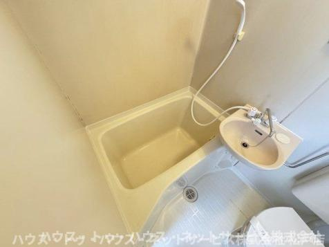 ブルージュ千駄堀の浴室