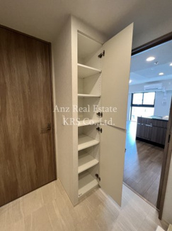 【収納】 | ファインレジデンス大阪本町 | 洗面所にある収納スペース