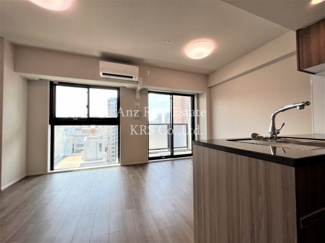 【居間・リビング】 | ファインレジデンス大阪本町 | 13.6帖のLDKのお部屋です！