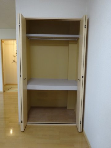 エルム医大前 A棟の収納