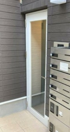 Reberty栗原のエントランス