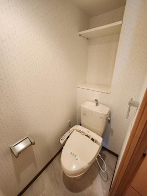 パデシオン六角堀川東のトイレ|温水洗浄便座