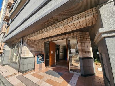 パデシオン六角堀川東のエントランス