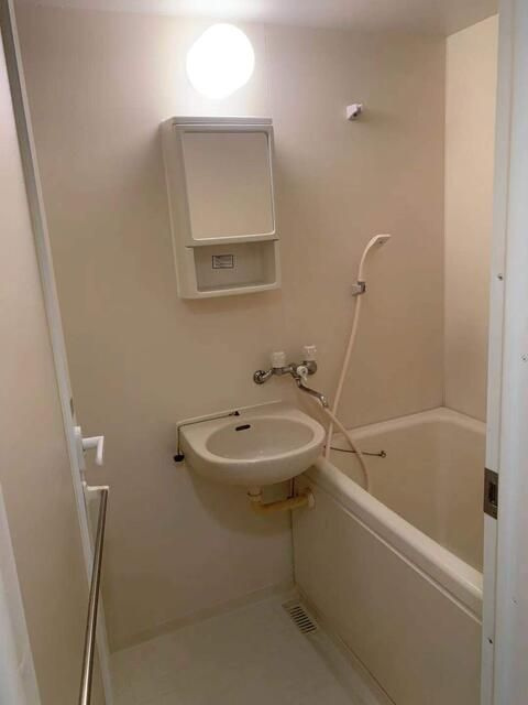 グレース早稲田の浴室