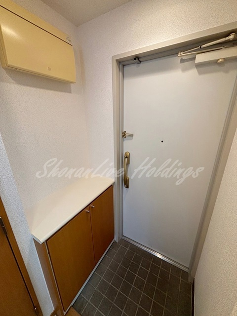 レジディア横濱馬車道の玄関|シューズボックスございます♪