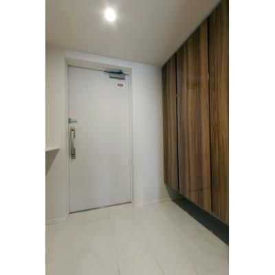 パークリュクス三宿の玄関