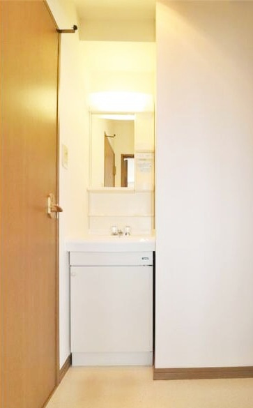 YNビルの洗面所