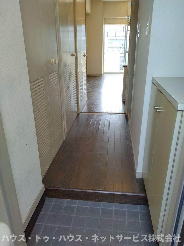 ジュネパレス松戸第94の玄関