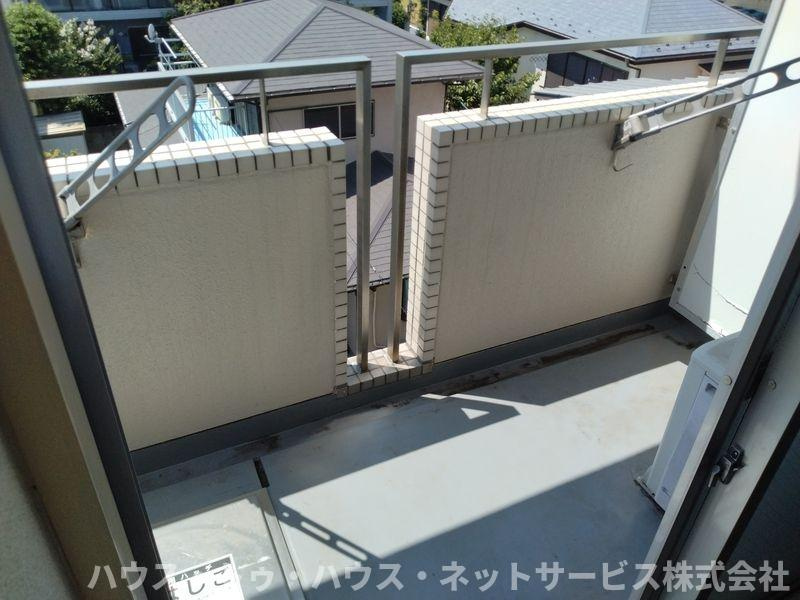 ジュネパレス松戸第94のバルコニー