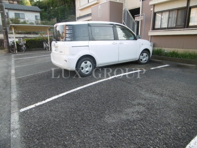 【駐車場】 | ヴィラージュ
