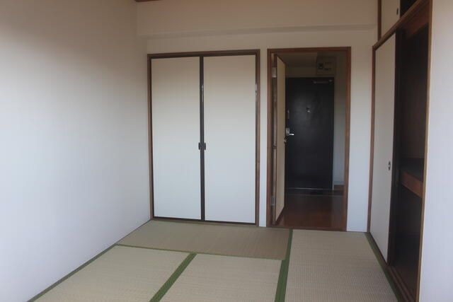 アロー向島40の寝室