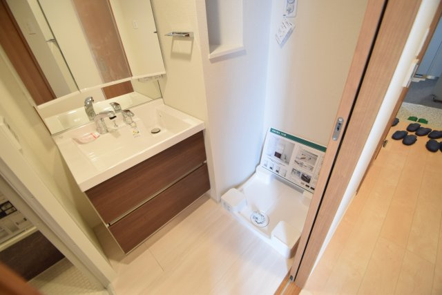 ボナール西船橋の洗面所|室内洗濯機置き場あります。