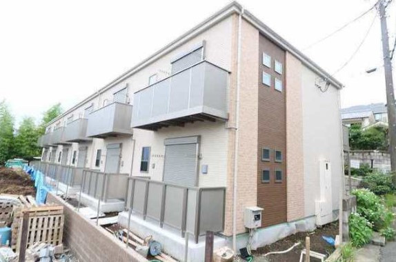 川崎市麻生区高石５丁目のアパート